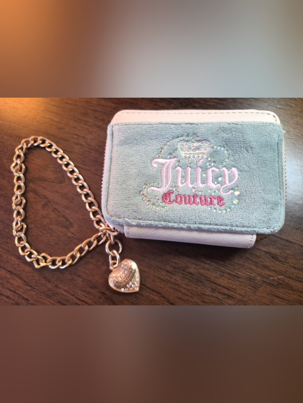 Juicy Couture • Fuzzy Chained Zippy Wallet Wristlet• NWOT • Rare Colour